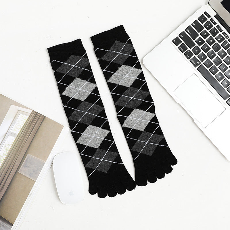 Marvellboss® Falcon -Men's Business High Toe Diamond-shaped Small Dot Vertical Bar Solid Color Socks